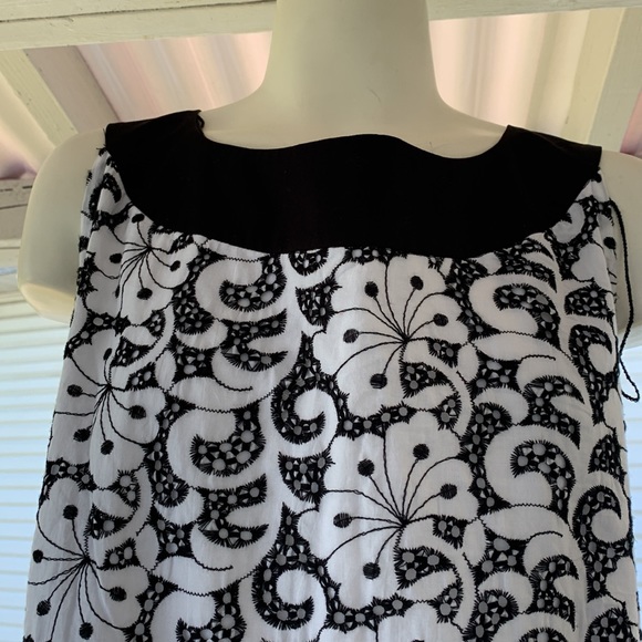 Look great for summer, love the colours and  eyelet design - Picture 4 of 7